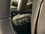 Peugeot 2008 1.2 Hybrid 136 Allure | Stoelverwarming | Camera V+A | Ad. Cruise control | PDC V+A | DAB | Apple carplay |