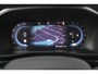 Volvo XC40 B4 Plus Dark | Trekhaak | Verwarmbare voorstoelen en stuurwiel | Premium audio by Harman Kardon | Adaptieve cruise control | Verwarmbare voorruit | Keyless | Adaptive cruise control & Pilot Assist |