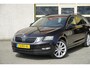 Skoda Octavia Combi 1.5 TSI 150PK! Automaat Business Edition BJ2020 Lmv 18" | Led | Pdc | Trekhaak | App-Connect | Navi | Climate control | Cruise control | RS-Sportstuur | Verwarmde voorstoelen | Extra getint glas