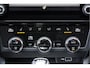 Skoda Octavia Combi 1.5 TSI 150PK! Automaat Business Edition BJ2020 Lmv 18" | Led | Pdc | Trekhaak | App-Connect | Navi | Climate control | Cruise control | RS-Sportstuur | Verwarmde voorstoelen | Extra getint glas