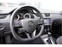 Skoda Octavia Combi 1.5 TSI 150PK! Automaat Business Edition BJ2020 Lmv 18" | Led | Pdc | Trekhaak | App-Connect | Navi | Climate control | Cruise control | RS-Sportstuur | Verwarmde voorstoelen | Extra getint glas