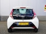 Toyota Aygo 1.0 VVT-i x-play Navigatie | Camera | Airco | NAP