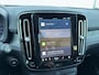 Volvo XC40 2.0 B3 Plus Bright | Lederen bekleding | Navigatie | Camera | Keyless | Adaptieve Cruise Control | Getint Glas | Harman Kardon Audio | DAB | Elek. Stoelen | Stoel-/Stuurverwarming | Lighting Pack |