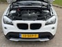 BMW X1 SDrive18i 150pk Executive - Alpinweiss - Clima/Nav/Cruise - Keurig