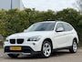 BMW X1 SDrive18i 150pk Executive - Alpinweiss - Clima/Nav/Cruise - Keurig