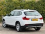 BMW X1 SDrive18i 150pk Executive - Alpinweiss - Clima/Nav/Cruise - Keurig