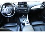 BMW 1-Serie 116d High Executive 5-DEURS - AUTOMAAT -PDC - NAVIGATIE -LEER
