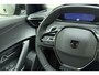 Peugeot 2008 1.2 Hybrid 145 Allure | Climate & Cruise control | Achteruitrijcamera |voorstoelen verwarmd | Parkeersensoren | AppleCarplay / AndroidAuto | Full LED