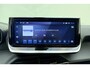 Peugeot 2008 1.2 Hybrid 145 Allure | Climate & Cruise control | Achteruitrijcamera |voorstoelen verwarmd | Parkeersensoren | AppleCarplay / AndroidAuto | Full LED