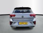 Volkswagen T-Roc 1.5 TSI R-Line | Multimedia | Sportpakket | Camera | 18" | binnenkort beschikbaar