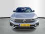 Volkswagen T-Roc 1.5 TSI R-Line | Multimedia | Sportpakket | Camera | 18" | binnenkort beschikbaar
