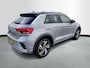 Volkswagen T-Roc 1.5 TSI R-Line | Multimedia | Sportpakket | Camera | 18" | binnenkort beschikbaar