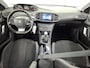 Peugeot 308 SW 1.2 PureTech Style TREKHAAK REGENSENSOR PANO NAVI