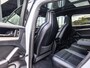 Porsche Cayenne Coupé 3.0 E-Hybrid | SPORTDESIGN | SPORTCHRONO | SPORTEINDPIJPEN | PASM LUCHTVERING | BOSE | PANORAMADAK | STOELVENTILATIE | 360 CAMERA | ADAPTIVE CRUISE CONTROL | KEYLESS ENTRY | PDLS + | ARCTIC GRAU | 21 INCH TURBO DESIGN | 18-WEG STOELEN |