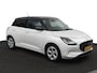 Suzuki Swift 1.2 Select Smart Hybrid | Stoelverwarming | Keyless Entry | Navigatie | Parkeersensoren en Camera |