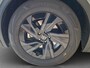 Toyota C-HR / C-HR+ First Edition 77 kWh | Stoel+stuurverwarming | Dodehoek detectie | Parkeersensoren voor+achter | Elektrische Achterklep | Climate Control | Cruise control Adaptive | Sfeerverlichting |