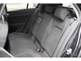 Volkswagen Golf 1.5 eTSI R-Line | Pano | Memorie stoelen | 19 inch | Sfeer |