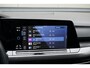 Volkswagen Golf 1.5 eTSI R-Line | Pano | Memorie stoelen | 19 inch | Sfeer |