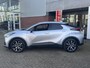 Toyota C-HR / C-HR+ 1.8 Hybrid 140 DYNAMIC NL-AUTO BLIND SPOT KEYLESS PARK-SENSOREN APPLE/ANDROID 18'' LM-VELGEN CAMERA AD-CRUISE CLIMA NAVI