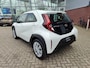 Toyota Aygo X Hybrid 115 play NIEUW DIRECT LEVERBAAR! CLIMA AD-CRUISE CAMERA APPLE/ANDROID EL-RAMEN/SPIEGELS