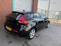 Volvo V40 1.6 T3 R-Design Bj:2013