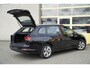 Volkswagen Golf Variant 1.0 TSI Life BJ2022 Lmv 16" | Led V+A | Pdc | Achteruitrijcamera | App-Connect | Navi | Virtual cockpit | Dashboard verlichting | Climate control | Cruise control | Getint glas