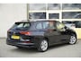 Volkswagen Golf Variant 1.0 TSI Life BJ2022 Lmv 16" | Led V+A | Pdc | Achteruitrijcamera | App-Connect | Navi | Virtual cockpit | Dashboard verlichting | Climate control | Cruise control | Getint glas