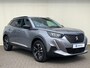 Peugeot 2008 1.2 PureTech Allure Pack Airco | AppleCarplay/ Android Auto | Camera | Cruise Control | DAB | LED | LMV 17" | PDC Achter |
