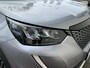Peugeot 2008 1.2 PureTech Allure Pack Airco | AppleCarplay/ Android Auto | Camera | Cruise Control | DAB | LED | LMV 17" | PDC Achter |