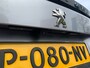 Peugeot 2008 1.2 PureTech Allure Pack Airco | AppleCarplay/ Android Auto | Camera | Cruise Control | DAB | LED | LMV 17" | PDC Achter |