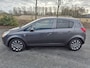 Opel Corsa 1.4-16V Cosmo NETTE AUTO RIJDT EN SCHAKELT GOED