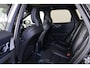 Volvo XC60 T6 Recharge AWD Ultra Black Edition - Luchtvering - Panorama/schuifdak - IntelliSafe Assist & Surround - 360º Camera - Bowers & Wilkins audio - Adaptieve LED koplampen - Verwarmde voorstoelen, stuur & achterbank - Parkeersensoren voor & achter - Elektr. bedienb. voorstoelen met geheugen - Geventileerde voorstoelen - Head up display - Draadloze tel. lader - Extra getint glas - 21' LMV