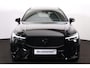 Volvo XC60 T6 Recharge AWD Ultra Black Edition - Luchtvering - Panorama/schuifdak - IntelliSafe Assist & Surround - 360º Camera - Bowers & Wilkins audio - Adaptieve LED koplampen - Verwarmde voorstoelen, stuur & achterbank - Parkeersensoren voor & achter - Elektr. bedienb. voorstoelen met geheugen - Geventileerde voorstoelen - Head up display - Draadloze tel. lader - Extra getint glas - 21' LMV