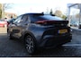 Toyota C-HR / C-HR+ 1.8 HYBRID 140 FIRST-EDITION BI-TONE STOEL/WISSER&STUURVERW. LED KOPLAMPEN DODEHOEK DETECTIE EL-ACHTERKLEP