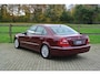 Mercedes-Benz E-klasse 500 Elegance V8 AUTOMAAT | Als nieuw en met volledige historie | Massagestoelen | Adaptieve Cruise-Control | Luchtvering | Climate Control | Schuifdak | Xenon | VOL VOL OPTIE S NIEUWSTAAT