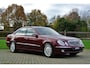 Mercedes-Benz E-klasse 500 Elegance V8 AUTOMAAT | Als nieuw en met volledige historie | Massagestoelen | Adaptieve Cruise-Control | Luchtvering | Climate Control | Schuifdak | Xenon | VOL VOL OPTIE S NIEUWSTAAT