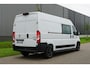 Peugeot Boxer 335 2.2 BlueHDi 140 L3H2 Premium DC Dubbele cabine |6-persoons |Airco |Camera |Cruise |3500 KG |EURO6D |Carplay |Twincab |Nieuw |Direct leverbaar