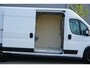Fiat Ducato 2.2 MultiJet 140 L3H2 3.5t |Automaat |140 pk |Betimmering |Nieuw |Camera |Cruise |Airco |Verzwaard |Bluetooth media en telefonie |DAB radio |Parkeersensoren |3500 KG verzwaard