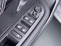 Peugeot 208 1.2 Hybrid 110 e-DCS6 Allure VAN: 23.900,- VOOR: 20.877,- UW WKVOORDEEL: 3.023,- | RIJKLAARPRIJS | FABRIEKSGARANTIE t/m 03-2027 | KEYLESS ENTRY | APPLE CARPLAY-ANDROID AUTO| PARKEERSENSOREN VOOR EN ACHTER |