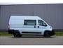 Peugeot Boxer 2.2 BlueHDi 165 L2H2 Zwaar 3.5t |2 stoelen |2 schuifdeuren |2 airbags |Metallic |Topstaat |Camera |Cruise |Navi |Clima |Carplay |Betimmering |165 pk