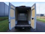 Fiat Ducato 35H 2.2 MultiJet L3H2 in Topstaat |180 pk |Automaat |Expeditie Grijs |Camera |Cruise |Navi |Nieuwe model |Trekhaak |Digitaal dashboard |Carplay |3500 KG |1e eigenaar