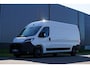 Peugeot Boxer 2.2 BlueHDi 140 S&S L3H2 3.5t in Topstaat |BPM vrij |Facelift |Groot scherm |FULL-LED koplampen |Camera |Cruise |Navi |Climate |2e airbag |Betimmering |Lederen stuurwiel |3500 KG