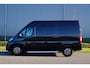 Peugeot Boxer 2.2 BlueHDi 165 L2H2 3.5t in Nieuwstaat |165 pk |Camera |Cruise |Navi |Climate |Geveerde stoel |Carplay |3500 KG |EURO6D |2e airbag