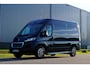 Peugeot Boxer 2.2 BlueHDi 165 L2H2 3.5t in Nieuwstaat |165 pk |Camera |Cruise |Navi |Climate |Geveerde stoel |Carplay |3500 KG |EURO6D |2e airbag