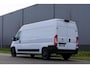Peugeot Boxer 2.2 BlueHDi 140 L3H2 3.5t in Topstaat |BPM vrij |1e eigenaar |140 pk |3500 KG |Camera |Cruise |Navi |Carplay |Betimmering |2e airbag |Dode-hoek detectie