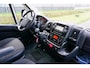 Peugeot Boxer 335 2.2 BlueHDi 165 L3H2 Premium in topstaat |2x schuifdeur |Standkachel |Luchtvering |2x airbag |Camera |Cruise |Navi |1e eigenaar |3500 KG |165 pk