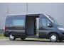 Peugeot Boxer 335 2.2 BlueHDi 165 L3H2 Premium in topstaat |2x schuifdeur |Standkachel |Luchtvering |2x airbag |Camera |Cruise |Navi |1e eigenaar |3500 KG |165 pk