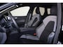 Volvo XC60 T6 Recharge AWD Ultra Black Edition - Panorama/schuifdak - IntelliSafe Assist & Surround - 360º Camera - Bowers & Wilkins audio - Adaptieve LED koplampen - Verwarmde voorstoelen, stuur & achterbank - Parkeersensoren voor & achter - Elektr. bedienb. voorstoelen met geheugen - Head up display - Draadloze tel. lader - Extra getint glas - 21' LMV