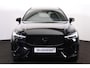 Volvo XC60 T6 Recharge AWD Ultra Black Edition - Panorama/schuifdak - IntelliSafe Assist & Surround - 360º Camera - Bowers & Wilkins audio - Adaptieve LED koplampen - Verwarmde voorstoelen, stuur & achterbank - Parkeersensoren voor & achter - Elektr. bedienb. voorstoelen met geheugen - Head up display - Draadloze tel. lader - Extra getint glas - 21' LMV