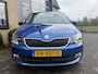 Skoda Fabia Combi 1.2 TSI Edition PANO-TREKHAAk-PARK SENSOR